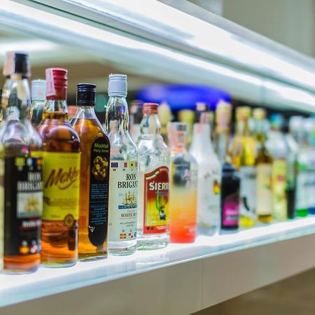 Le Touche Hotel Bangkok Ngoại thất bức ảnh